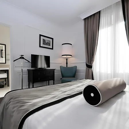 グランド オリエンテ 4* ナポリ