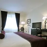 Grand Oriente 4* Naples