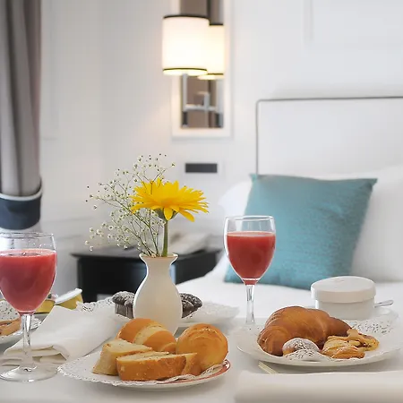 Grand Oriente 4* Naples