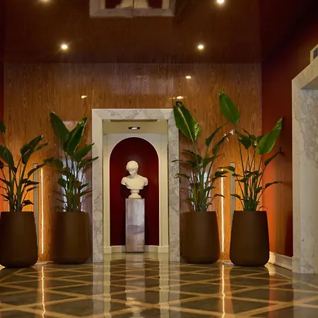 Grand Oriente 4*