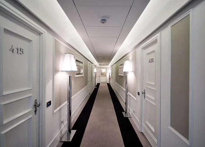 מלון Grand Oriente 4*
